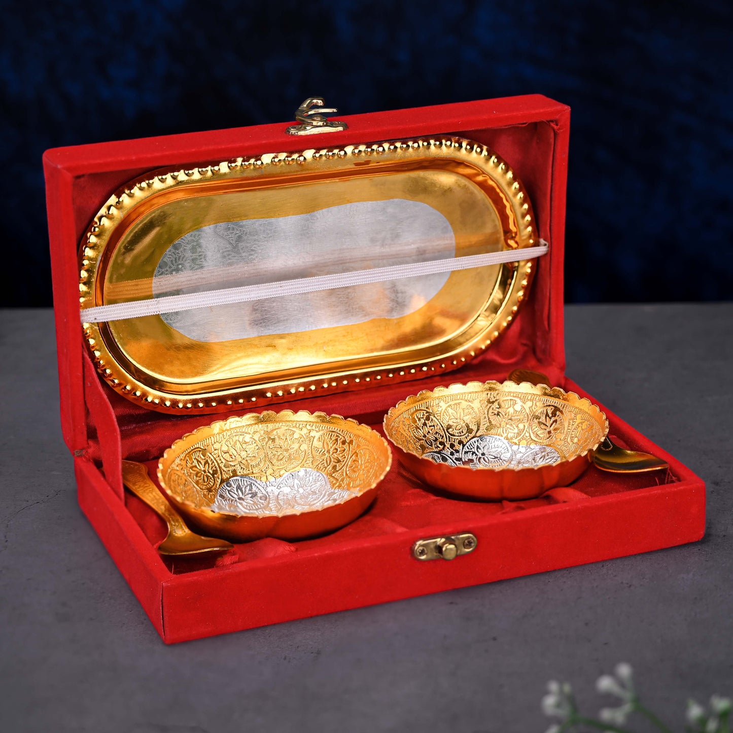 Golden Gift Plate Set