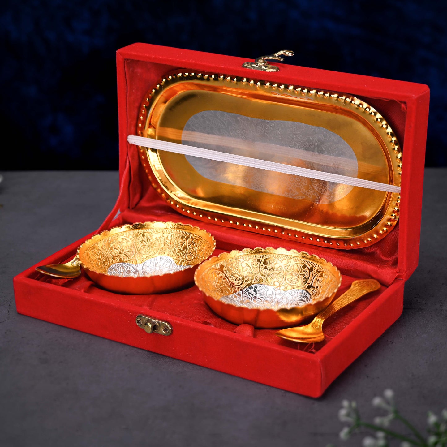 Golden Gift Plate Set