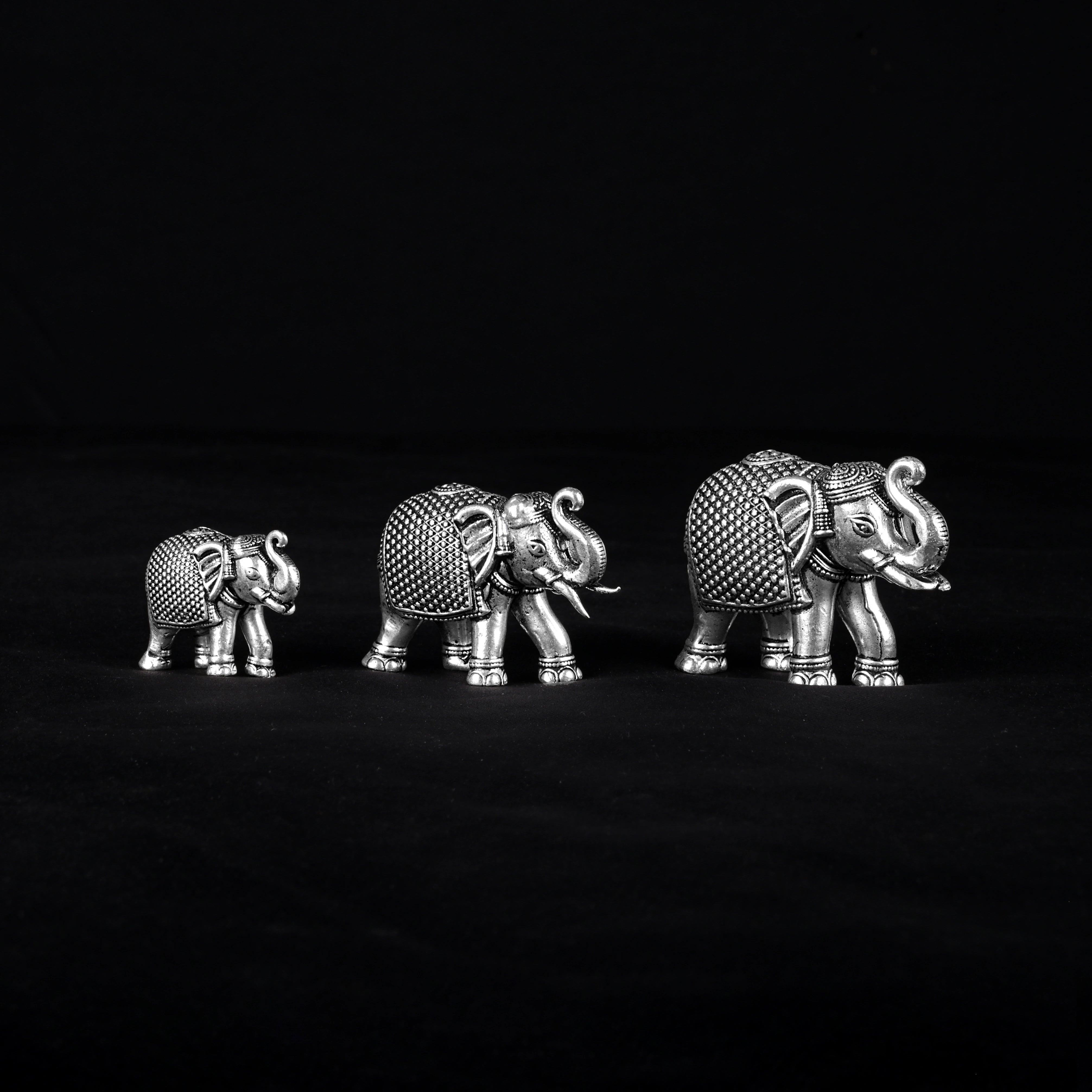 Elephant Family Sculptures