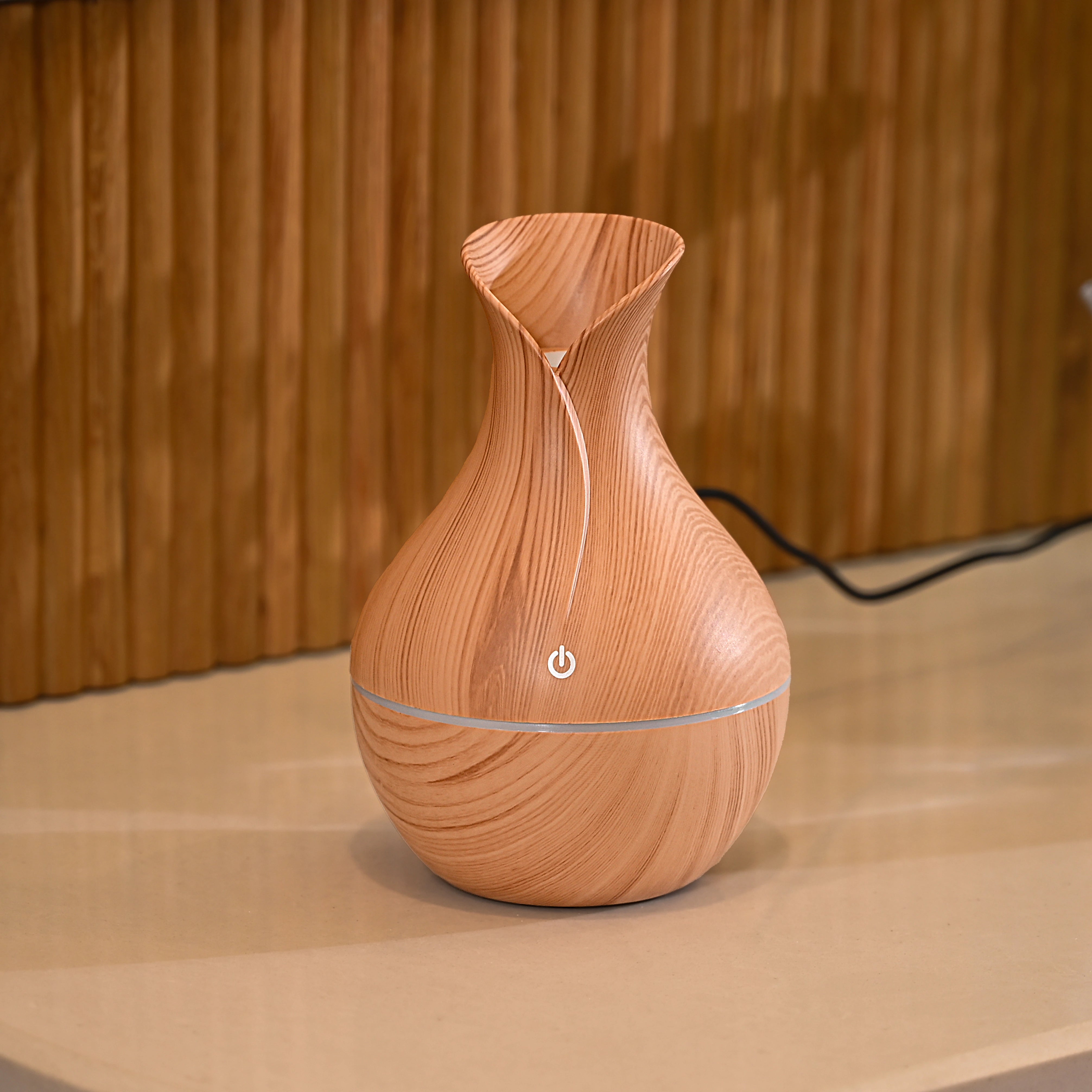 Ultrasonic Aroma Humidifier (with color-changing LED)