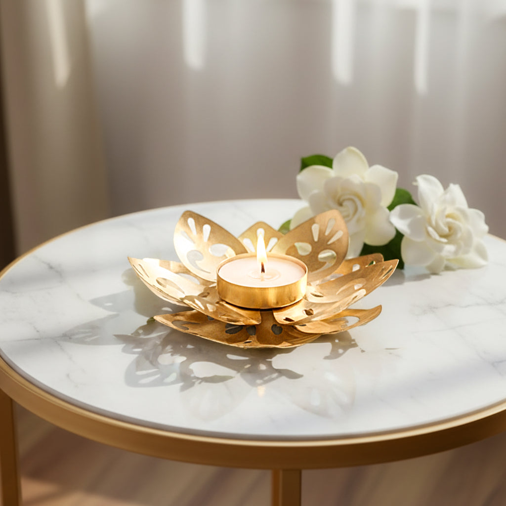 Waterlilly Brass Candle Holder