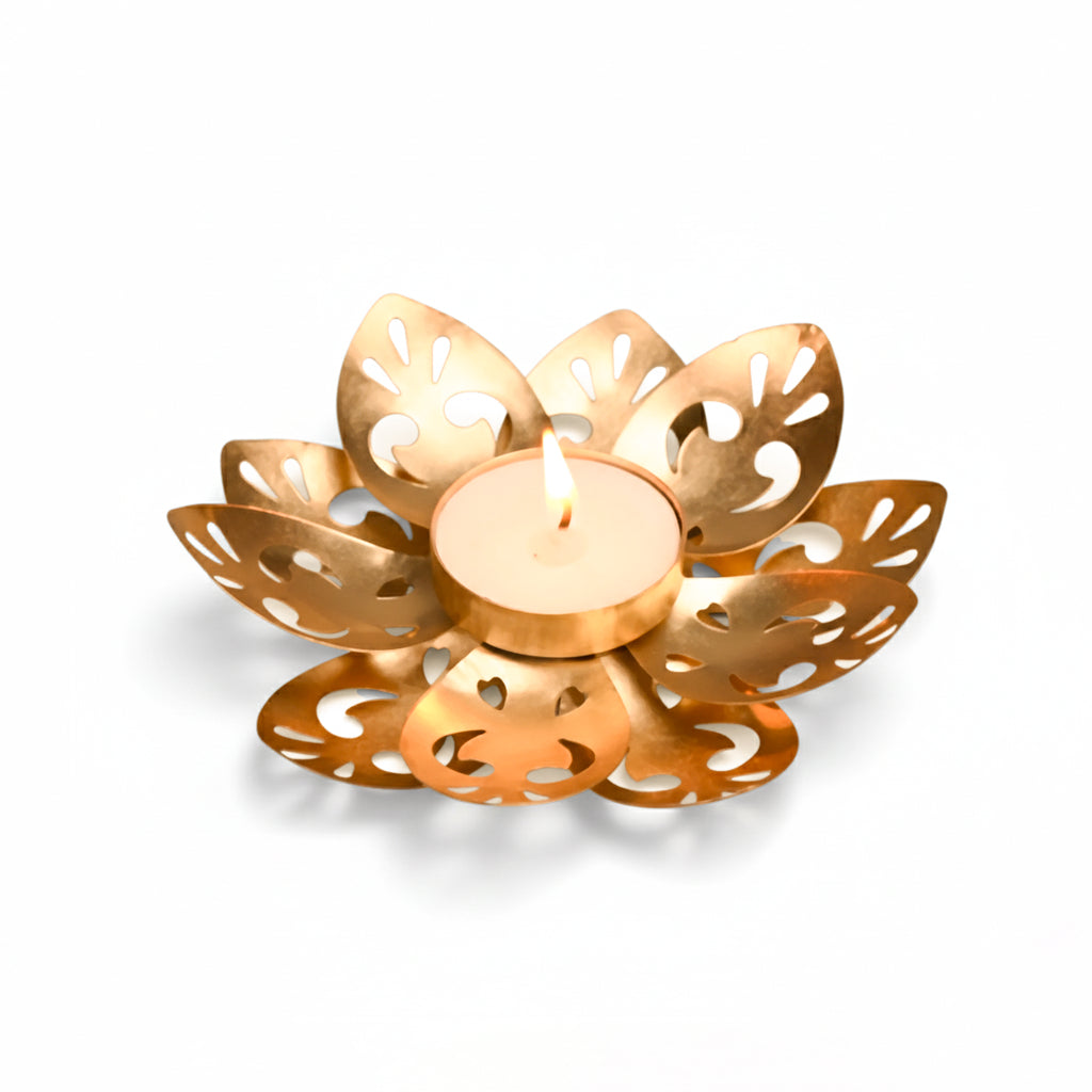 Waterlilly Brass Candle Holder
