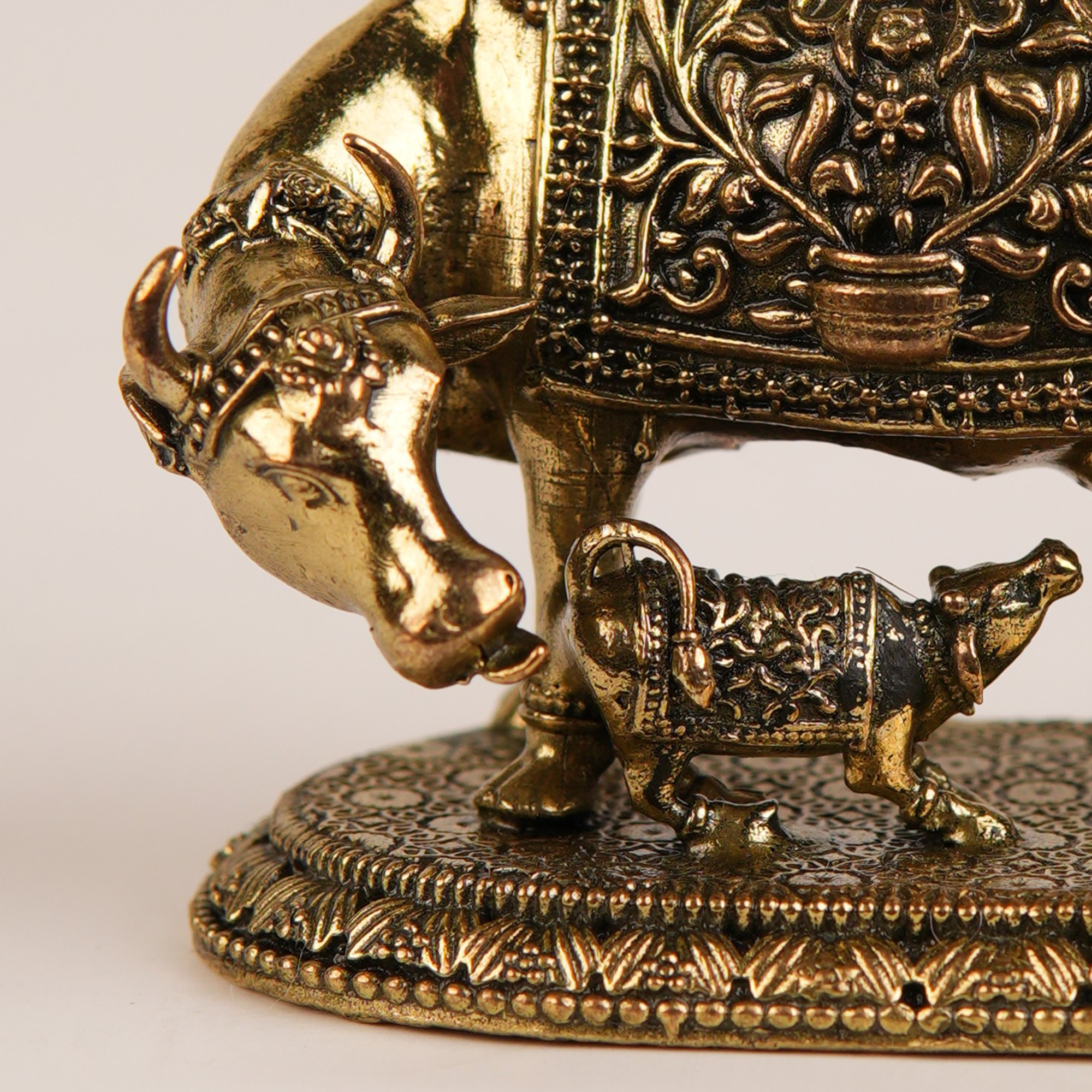 Kamdhenu Gau Mata Brass Murti