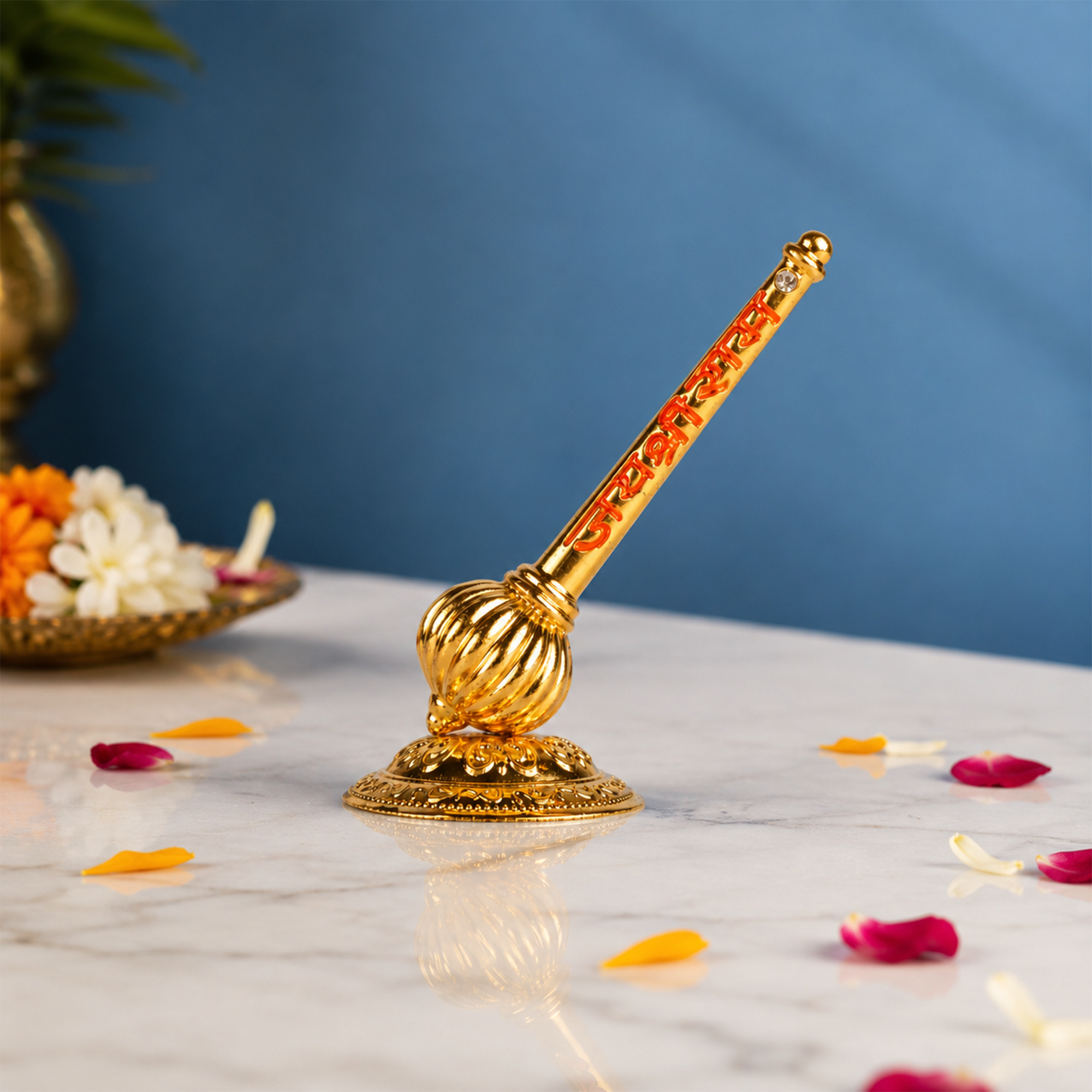 Golden Hanuman Gada Idol