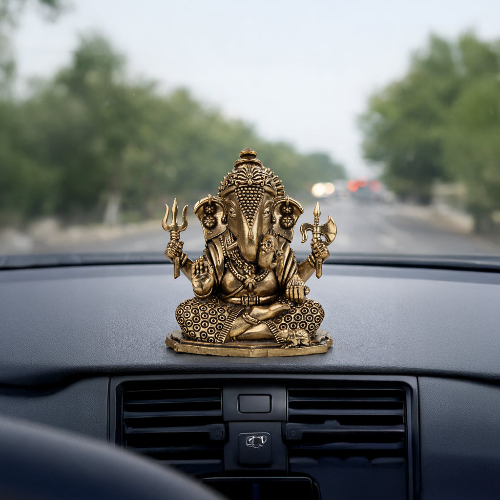Dagdusheth Halwai Ganesh Murti
