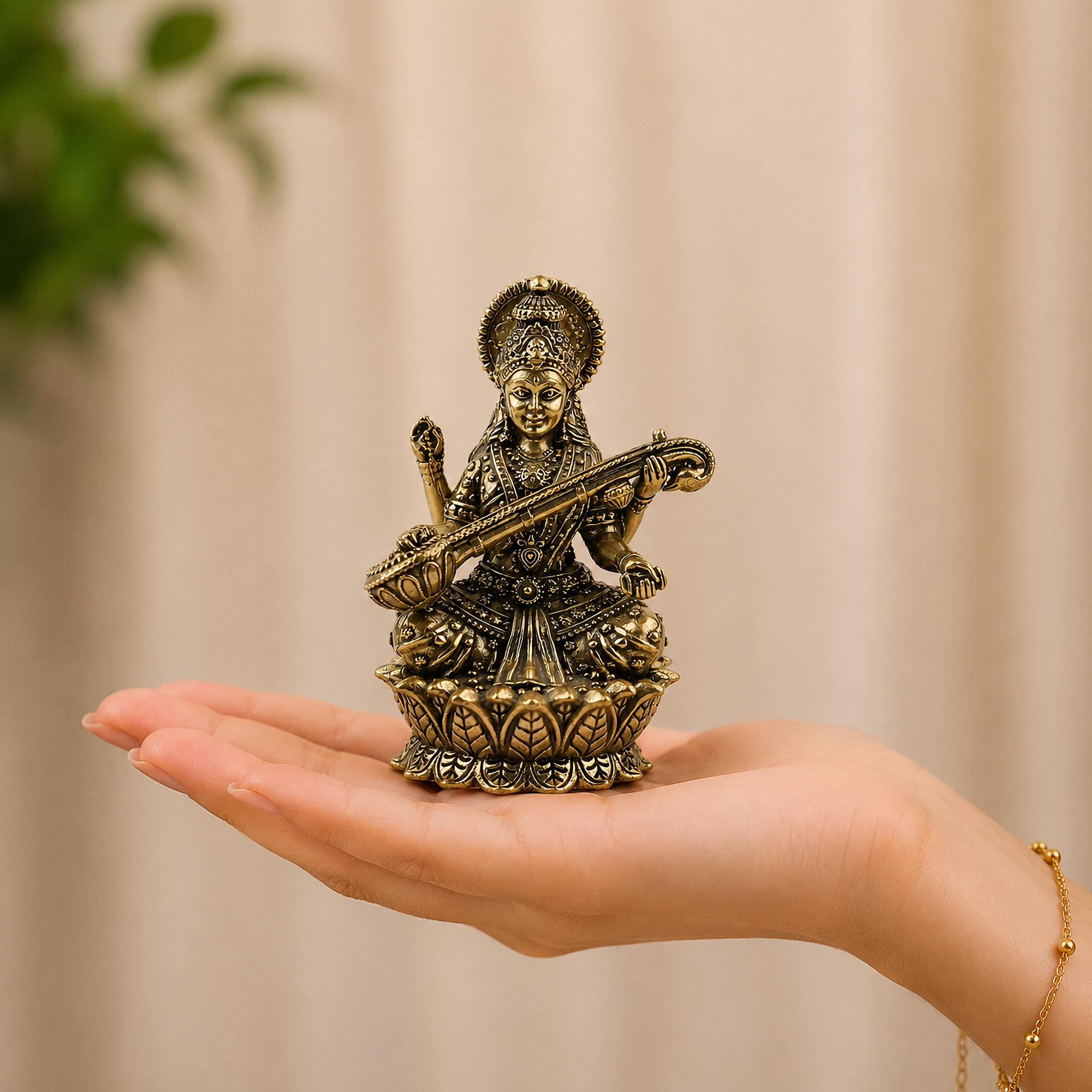 Divya Saraswati Brass Idol