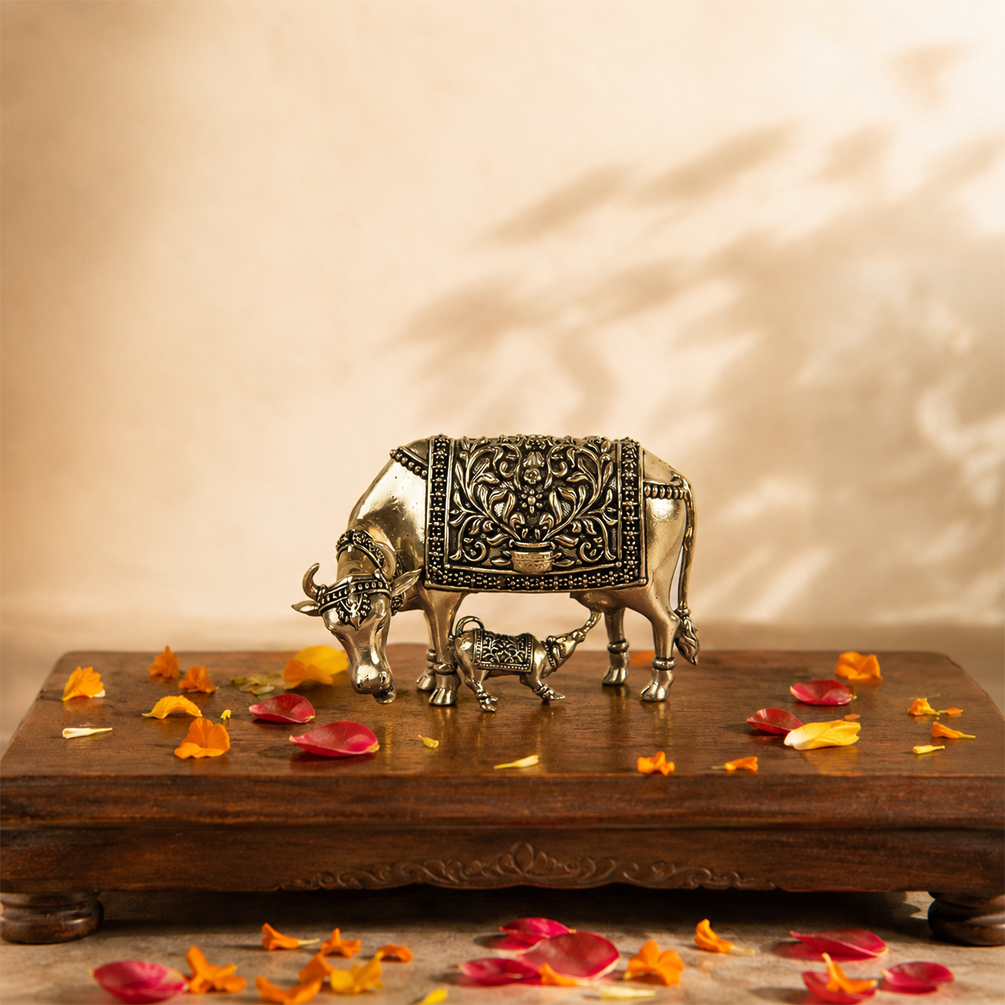Kamdhenu Cow & Calf Brass Idol