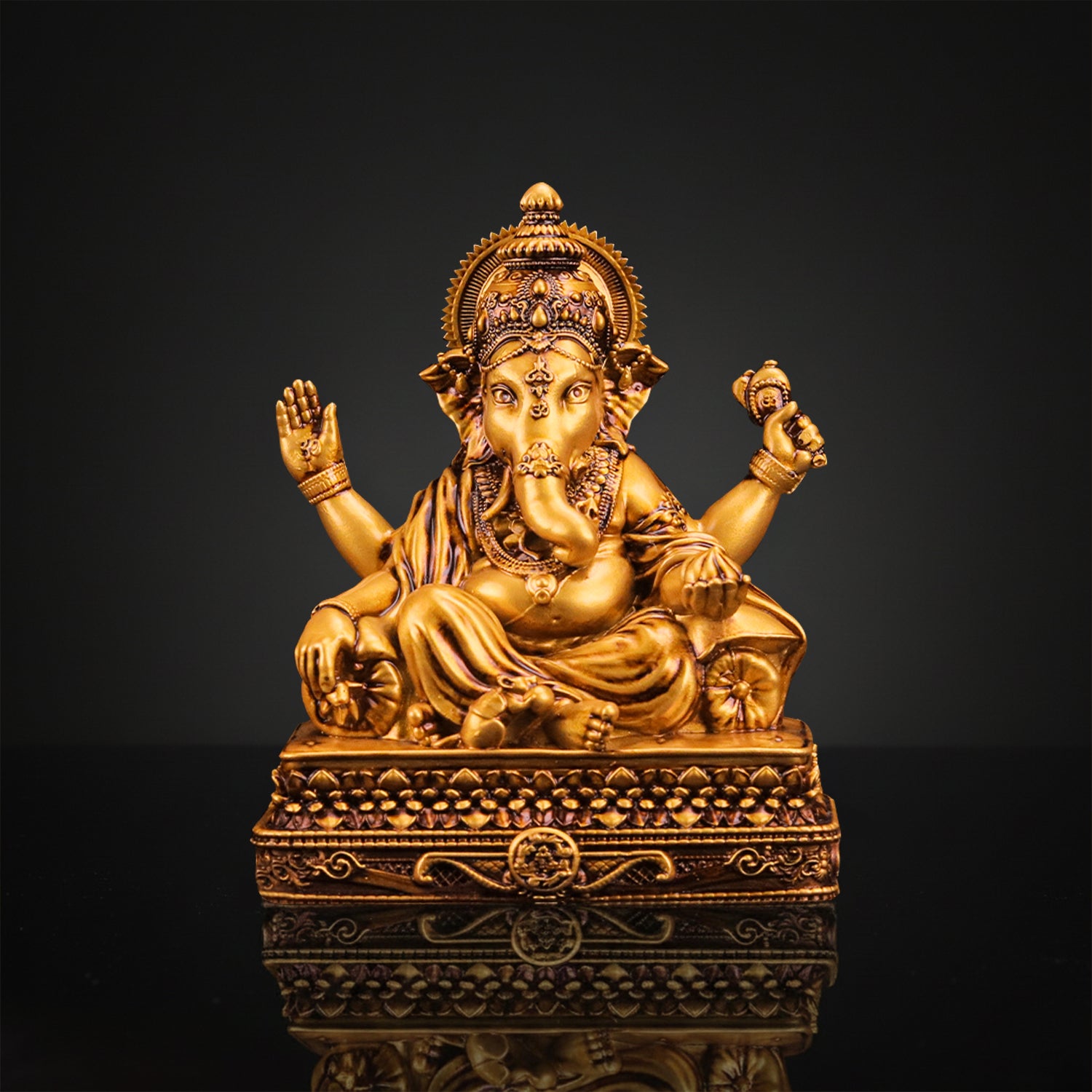 Vinayaka Car Dashboard