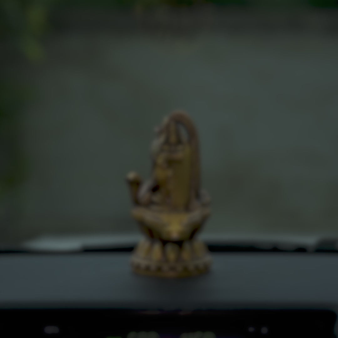 Shiv-Lingam Car Dashboard Idol